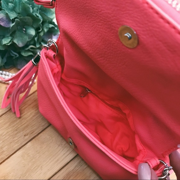 Cute Crossbody Bag / Satchel - Picture 5 of 5